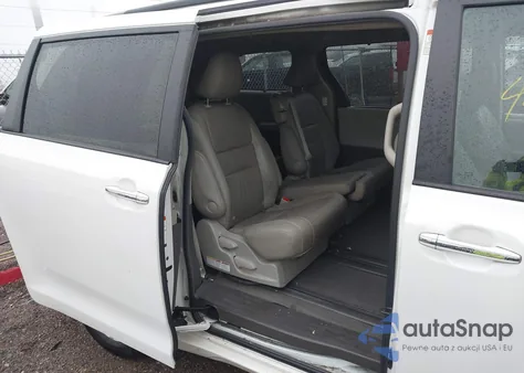 2015 Toyota Sienna Xle 8 Passenger from USA, damaged, VIN 5TDYK3DC4FS647798